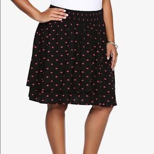 Torrid challis skater skirt with lips print